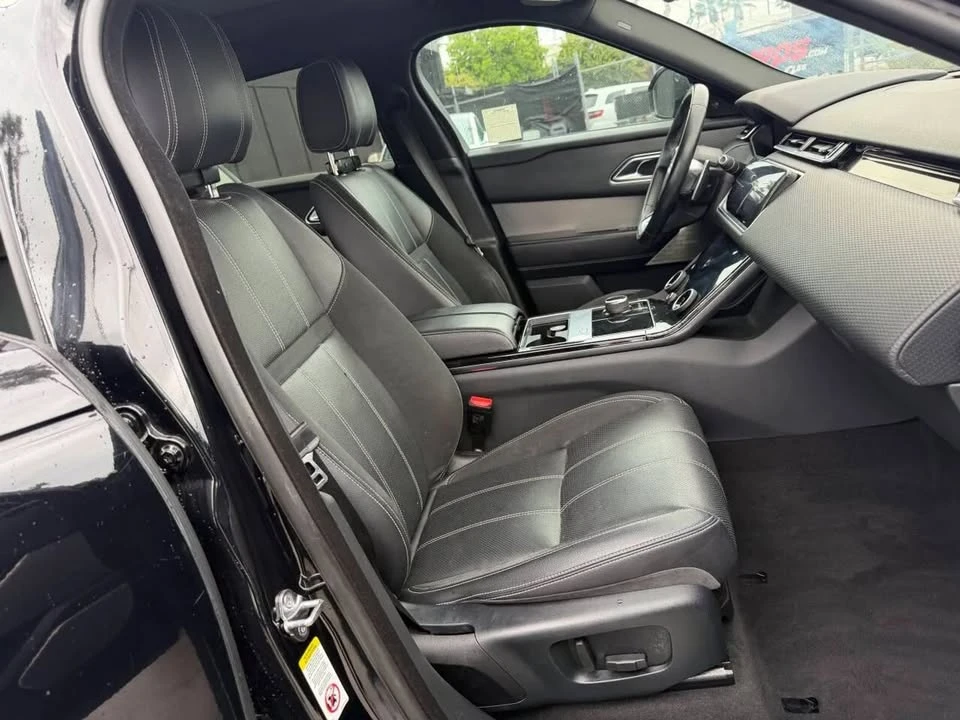 2019 Land Rover Range Rover Velar - Image 7 of 17