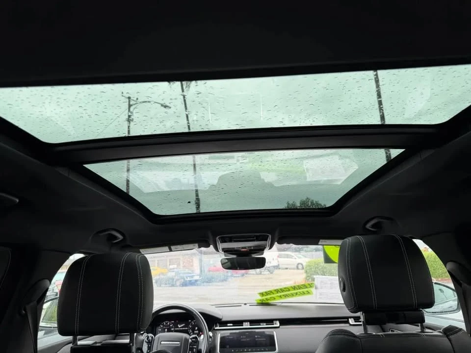 2019 Land Rover Range Rover Velar - Image 12 of 17