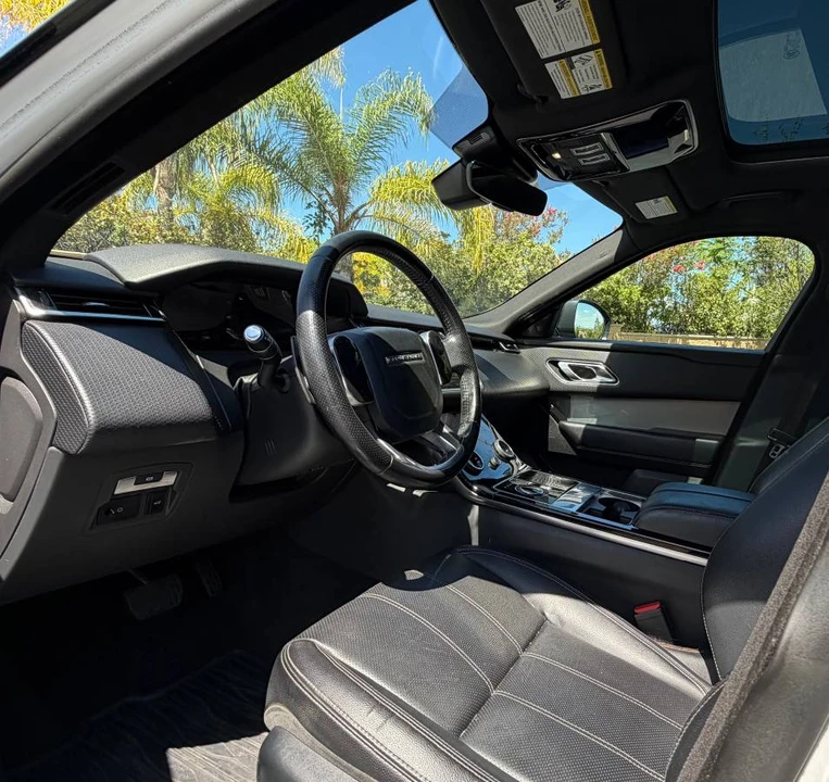 2019 Land Rover Range Rover Velar - Image 12 of 24