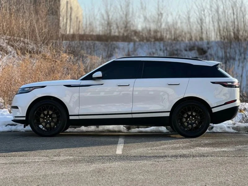 2019 Land Rover Range Rover Velar - Image 5 of 12