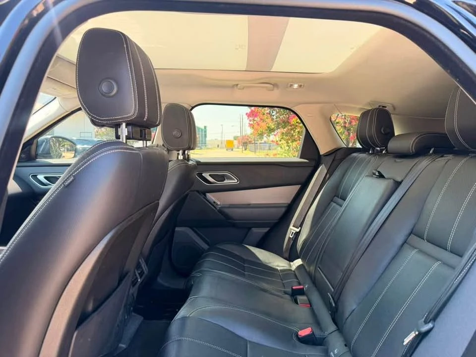 2019 Land Rover Range Rover Velar - Image 4 of 17