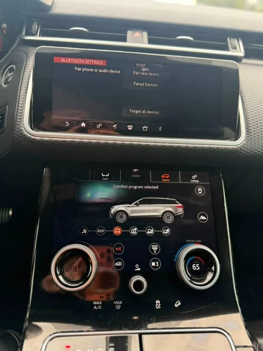 2019 Land Rover Range Rover Velar - Image 14 of 16