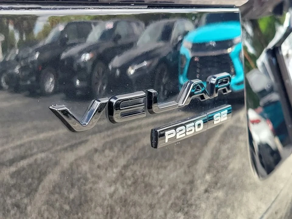 2019 Land Rover Range Rover Velar - Image 8 of 20