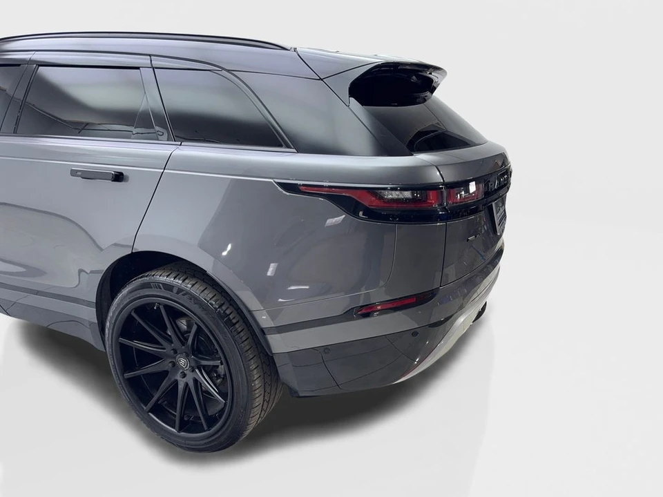 2019 Land Rover Range Rover Velar - Image 17 of 21