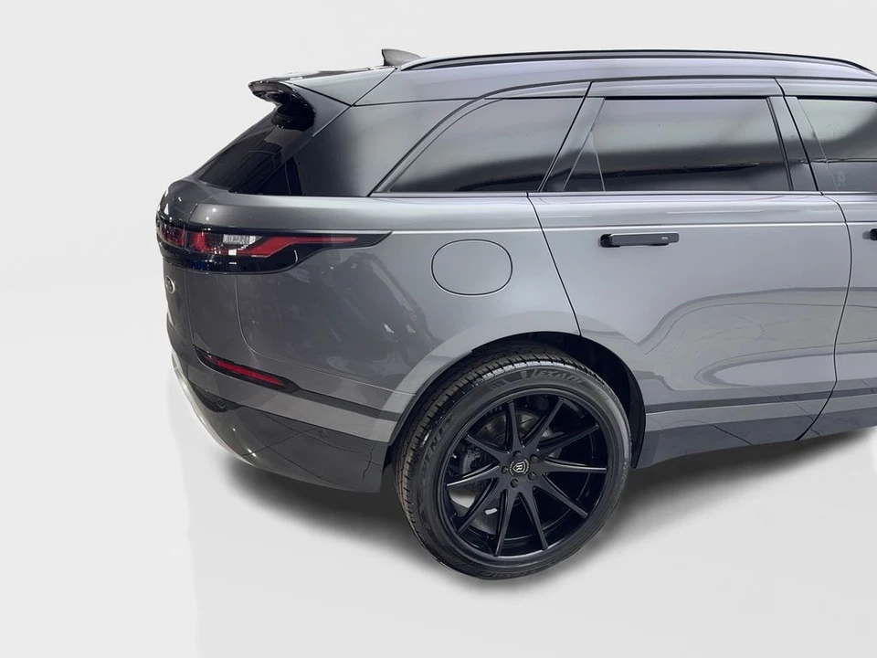 2019 Land Rover Range Rover Velar - Image 16 of 21