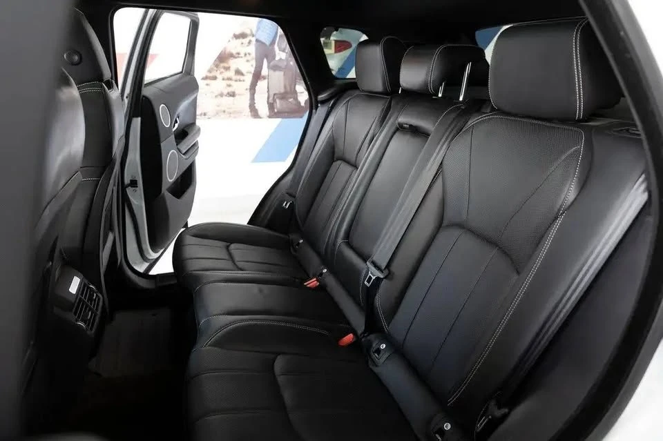 2019 Land Rover Range Rover Evoque 2nd Gen - Image 9 of 20