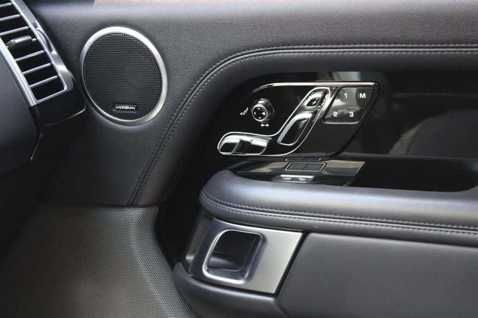 2019 Land Rover Range Rover L405 - Image 18 of 20