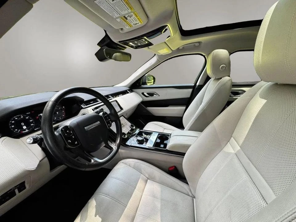 2019 Land Rover Range Rover Velar - Image 13 of 19