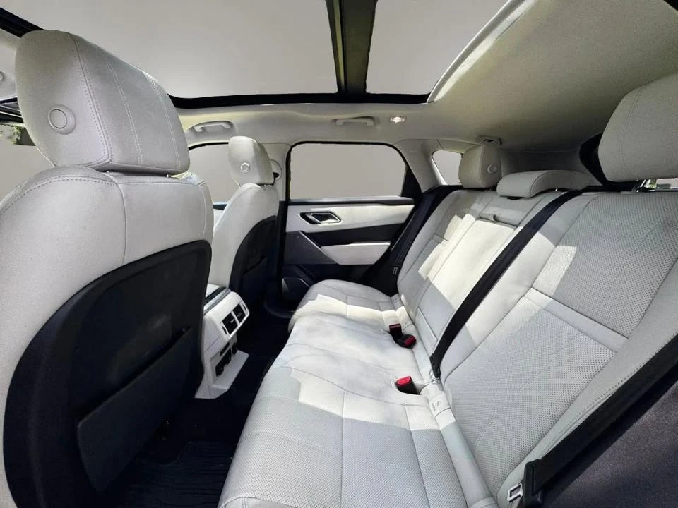 2019 Land Rover Range Rover Velar - Image 14 of 19