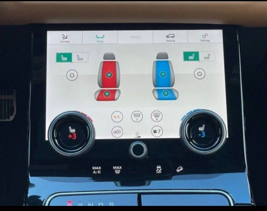2019 Land Rover Range Rover Velar - Image 13 of 17