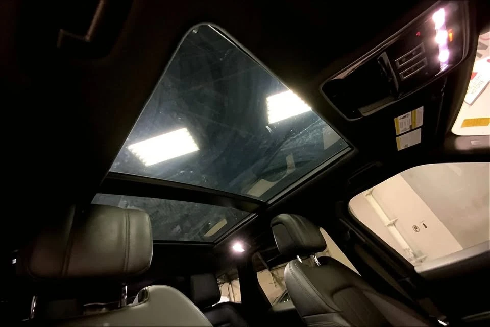 2019 Land Rover Range Rover L405 - Image 5 of 19