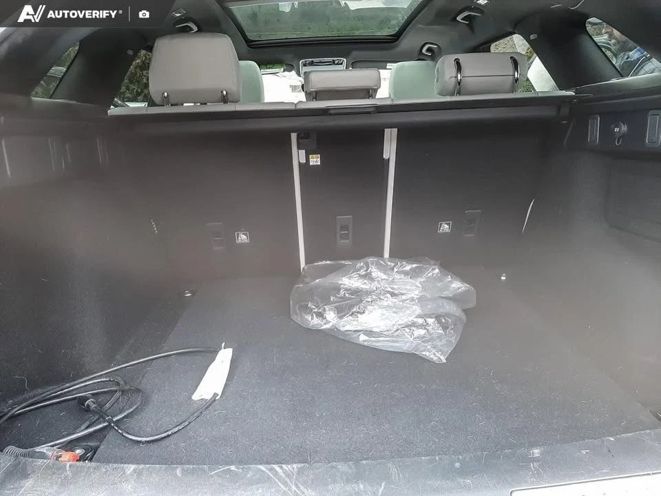 2019 Land Rover Range Rover Velar - Image 15 of 20