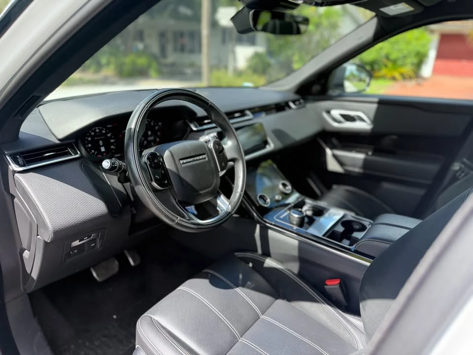 2019 Land Rover Range Rover Velar - Image 5 of 9