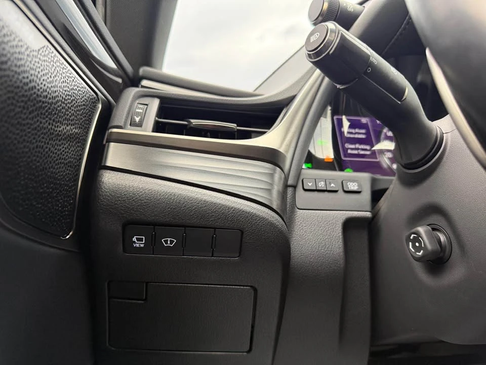 2019 Lexus ES 7th Gen - Image 20 of 20