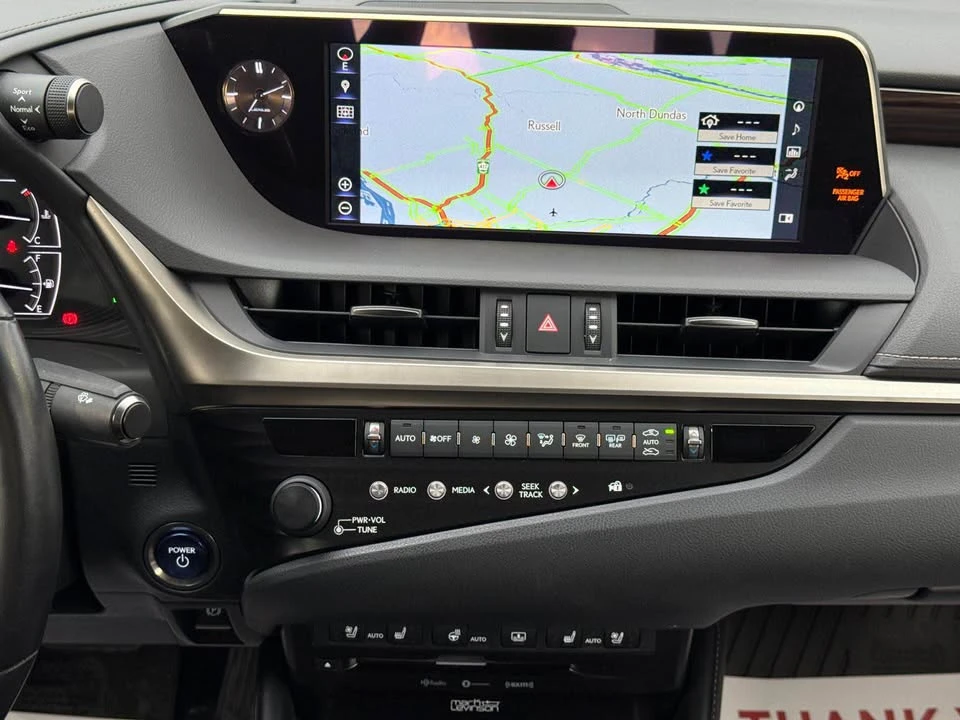 2019 Lexus ES 7th Gen - Image 19 of 20