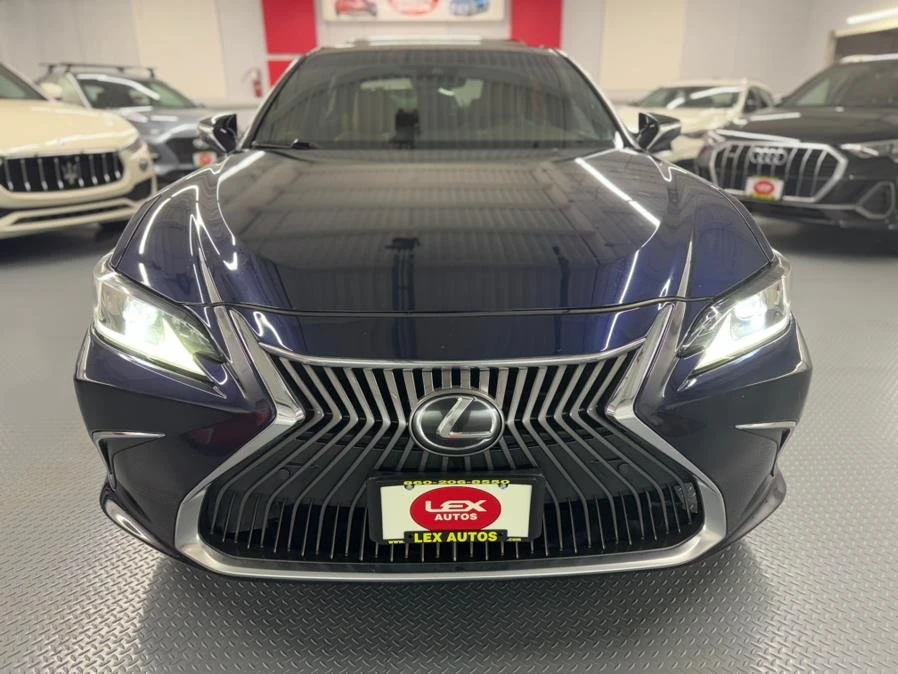 2019 Lexus ES 7th Gen - Image 3 of 20