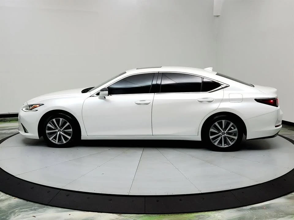 2019 Lexus ES 7th Gen - Image 7 of 20