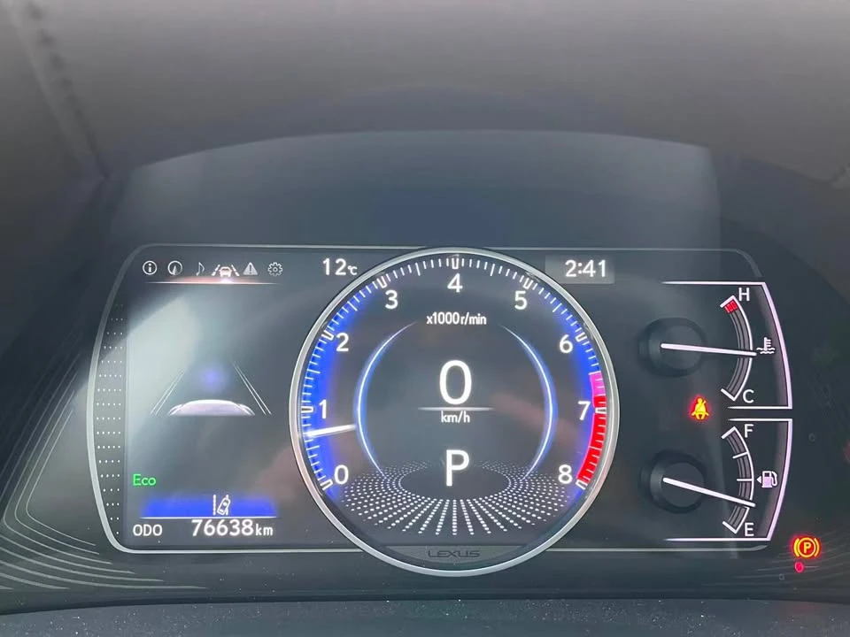 2019 Lexus ES 7th Gen - Image 12 of 18