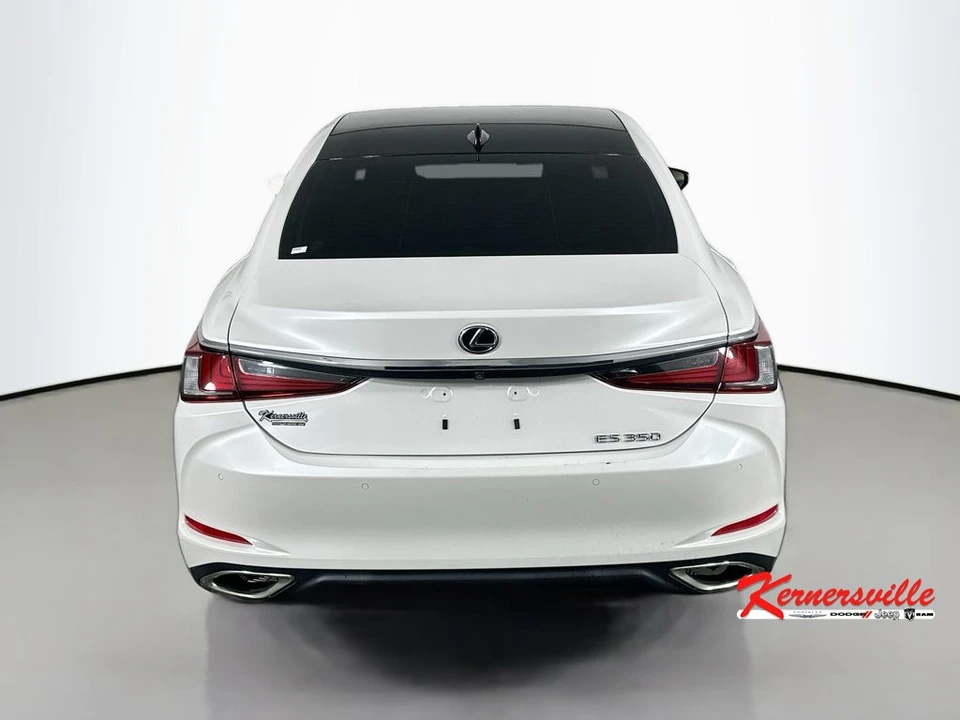 2019 Lexus ES 7th Gen - Image 6 of 21