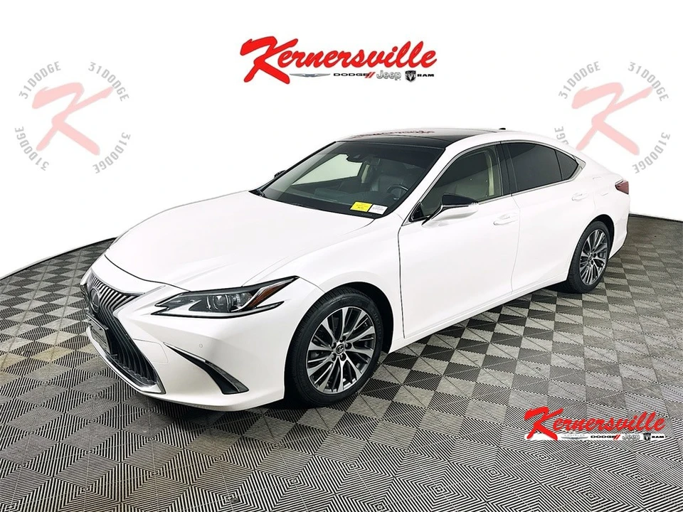 2019 Lexus ES 7th Gen - Image 3 of 21