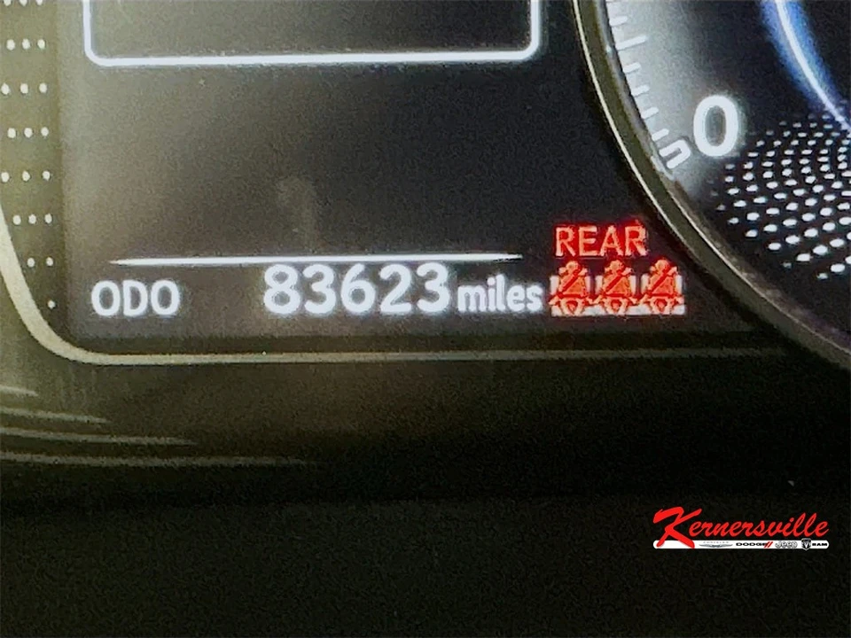 2019 Lexus ES 7th Gen - Image 15 of 21
