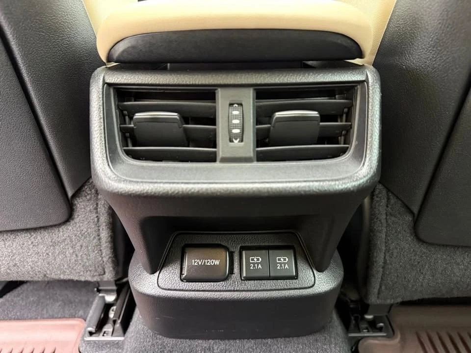 2019 Lexus ES 7th Gen - Image 18 of 20