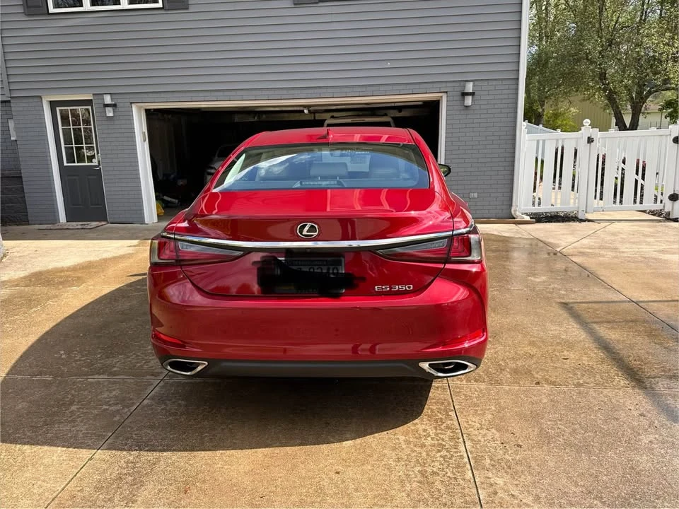 2019 Lexus ES 7th Gen - Image 4 of 14