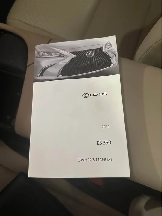 2019 Lexus ES 7th Gen - Image 14 of 14