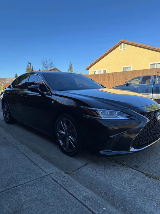 2019 Lexus ES 7th Gen - Image 4 of 12
