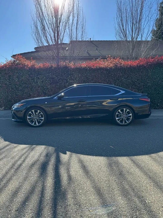 2019 Lexus ES 7th Gen - Image 7 of 12