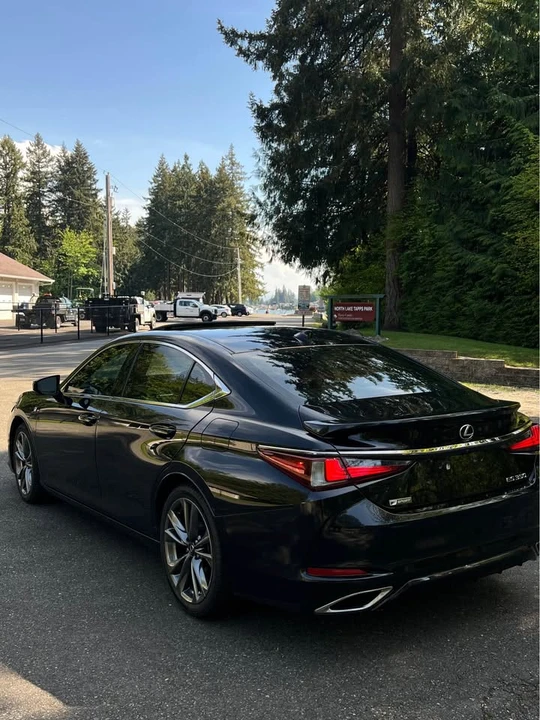 2019 Lexus ES 7th Gen - Image 6 of 12