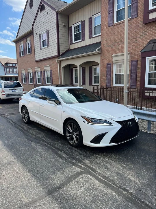 2019 Lexus ES 7th Gen - Image 7 of 19