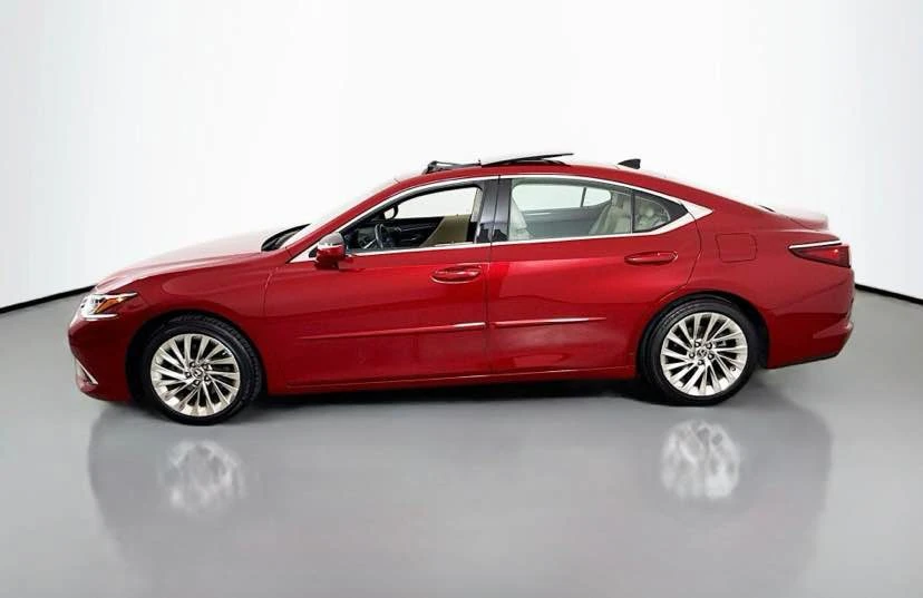 2019 Lexus ES 7th Gen - Image 3 of 10