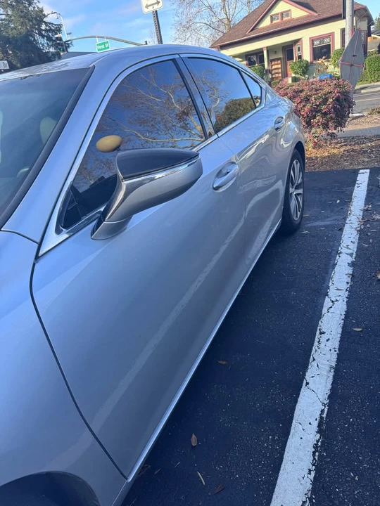 2019 Lexus ES 7th Gen - Image 2 of 5