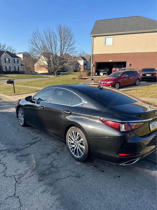 2019 Lexus ES 7th Gen - Image 4 of 13
