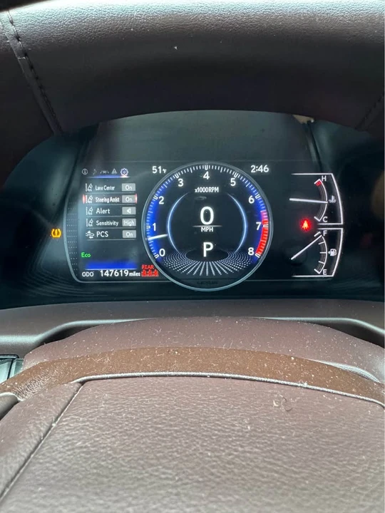 2019 Lexus ES 7th Gen - Image 8 of 18