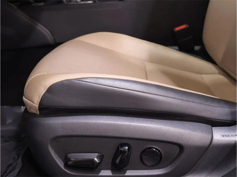 2019 Lexus ES 7th Gen - Image 15 of 31