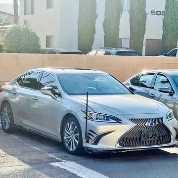 2019 Lexus ES 300h F Sport