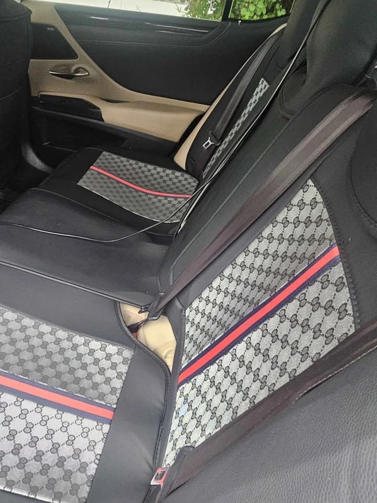 2019 Lexus ES 7th Gen - Image 9 of 12