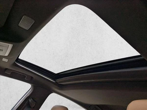 2019 Lexus ES 7th Gen - Image 15 of 21