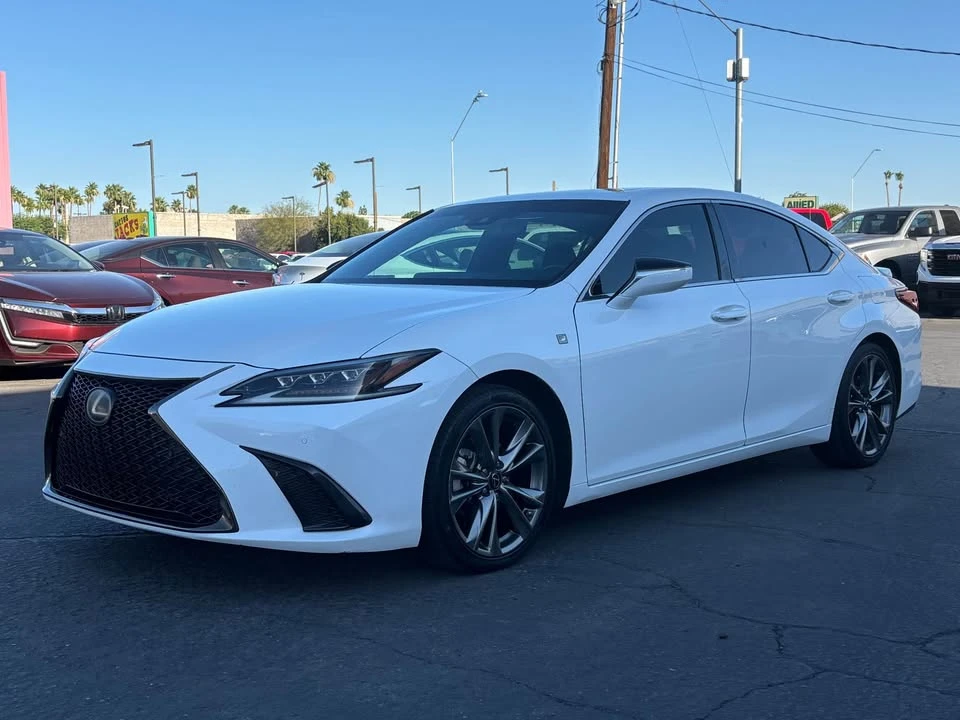 2019 Lexus ES 7th Gen - Image 7 of 18