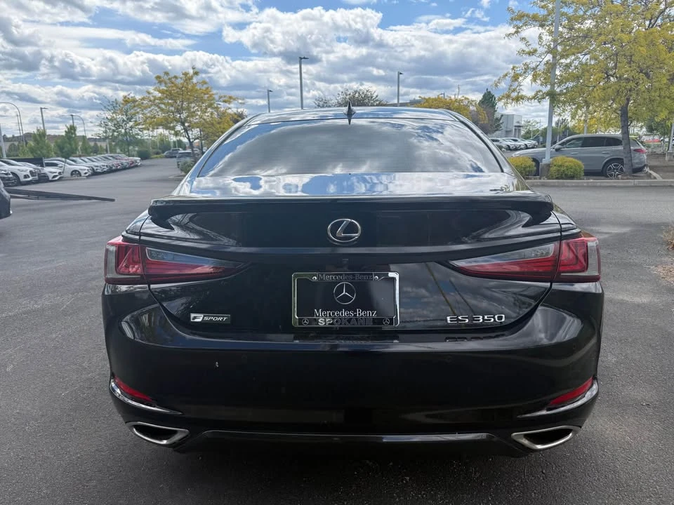 2019 Lexus ES 7th Gen - Image 5 of 12
