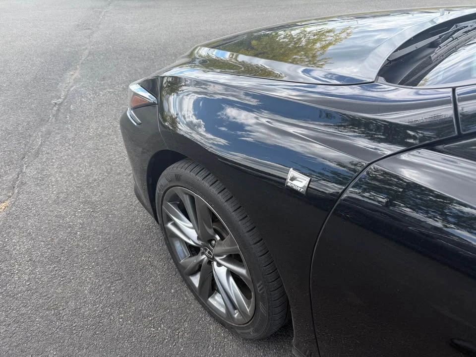 2019 Lexus ES 7th Gen - Image 3 of 12