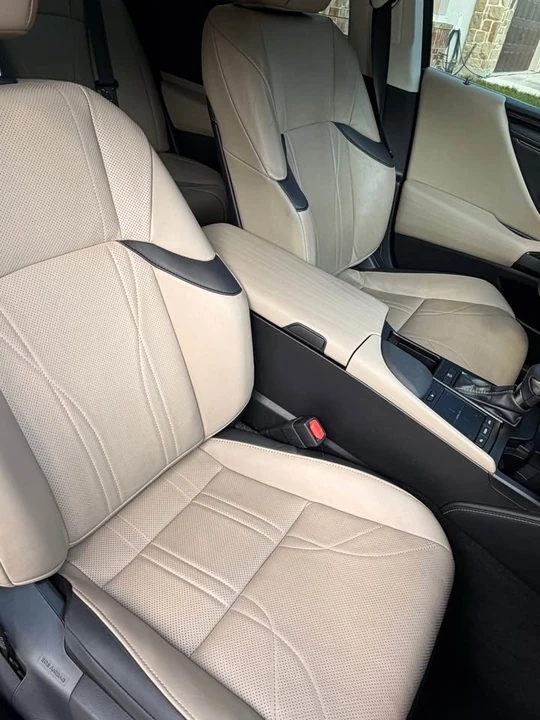 2019 Lexus ES 7th Gen - Image 9 of 18