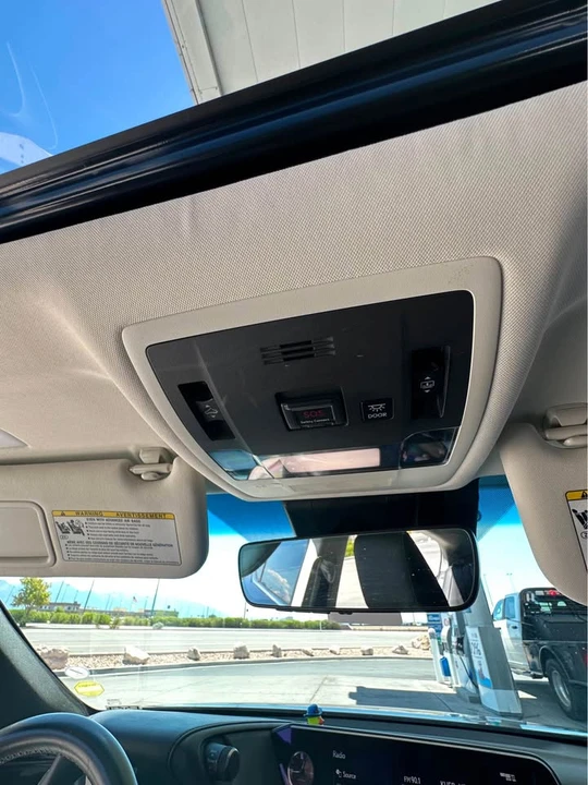 2019 Lexus ES 7th Gen - Image 8 of 20