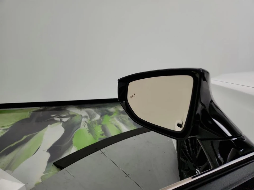 2019 Lexus ES 7th Gen - Image 16 of 21