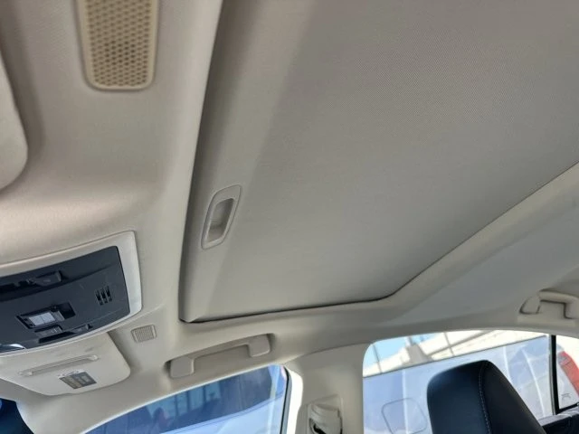 2019 Lexus ES 7th Gen - Image 13 of 14