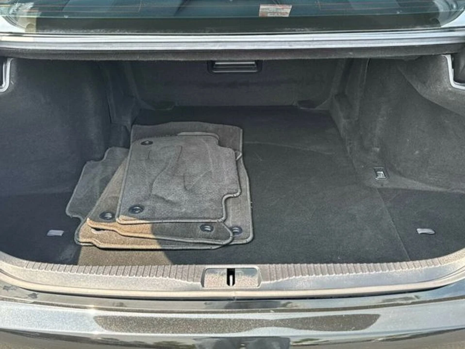 2019 Lexus GS 4th Gen - Image 15 of 20