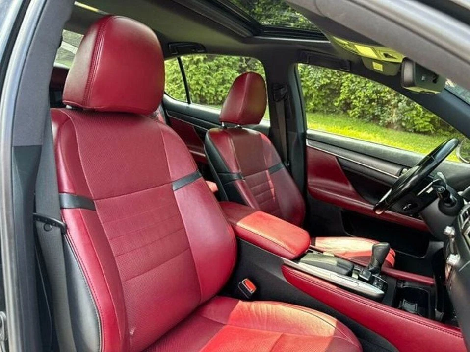 2019 Lexus GS 4th Gen - Image 11 of 20