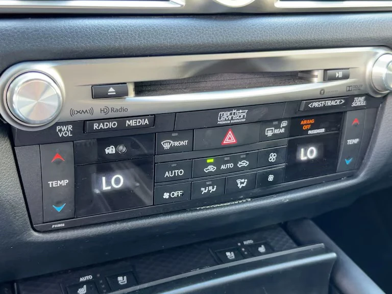 2019 Lexus GS 4th Gen - Image 8 of 11